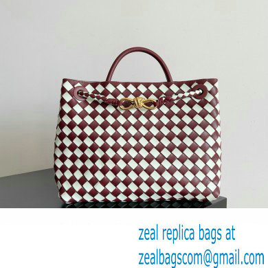 Bottega Veneta Intrecciato leather medium Andiamo top handle Bag barolo / Glacier 2024