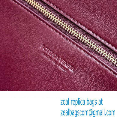 Bottega Veneta Long Clutch Andiamo With Handle Intrecciato leather bag BAROLO with metallic knot closure 2024 - Click Image to Close