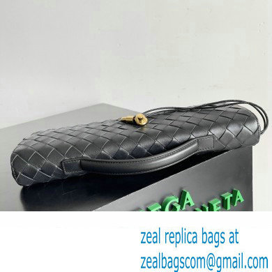 Bottega Veneta Long Clutch Andiamo With Handle Intrecciato leather bag Black with metallic knot closure 2024