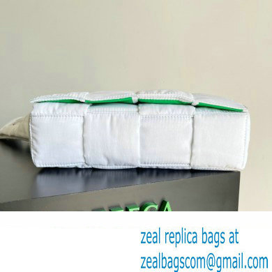 Bottega Veneta Medium padded Tech Cassette intreccio nylon cross-body bag WHITE / PARAKEET 2023