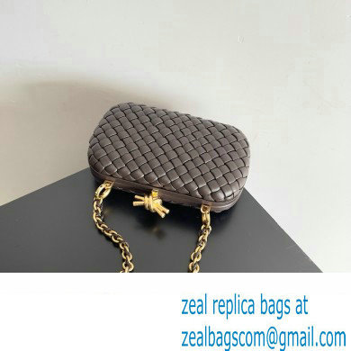 Bottega Veneta Minaudiere knot clutch Fondant 2024