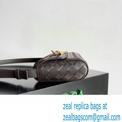 Bottega Veneta Mini Andiamo Cross-Body Intrecciato leather bag FONDANT with metallic knot closure 2024