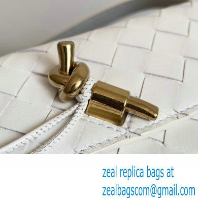 Bottega Veneta Mini Andiamo Cross-Body Intrecciato leather bag White with metallic knot closure 2024 - Click Image to Close