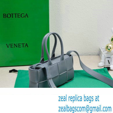 Bottega Veneta Mini East-West Arco Tote Intreccio leather bag with detachable strap AGATE GREY 2024