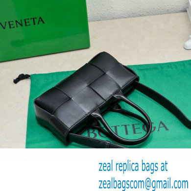 Bottega Veneta Mini East-West Arco Tote Intreccio leather bag with detachable strap BLACK 2024 - Click Image to Close