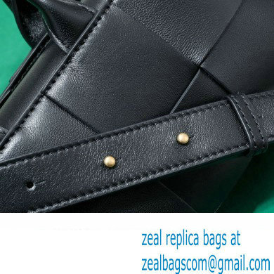 Bottega Veneta Mini East-West Arco Tote Intreccio leather bag with detachable strap BLACK 2024