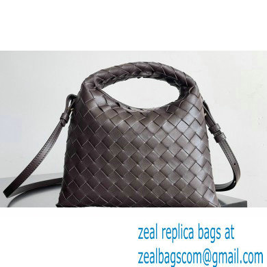 Bottega Veneta Mini Hop Intrecciato leather cross-body Bag with detachable strap FONDANT 2024