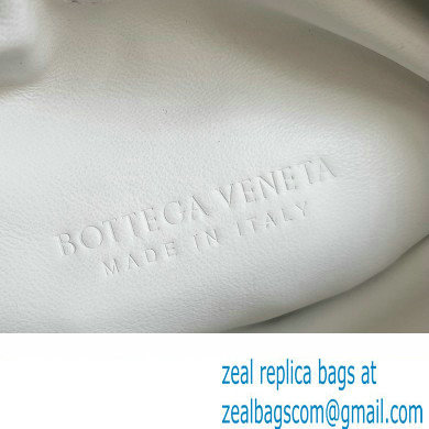 Bottega Veneta Mini Hop Intrecciato leather cross-body Bag with detachable strap WHITE 2024