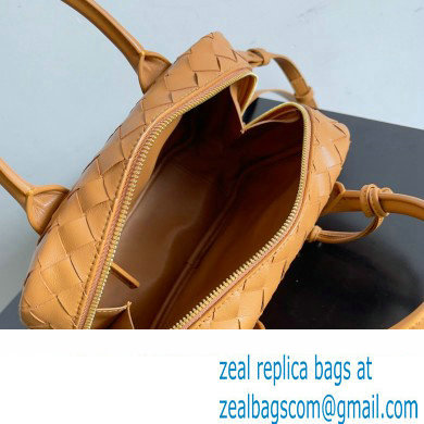 Bottega Veneta Small Getaway Intrecciato leather top handle bag with adjustable and detachable strap ALMOND 2024