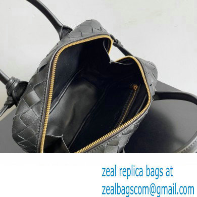 Bottega Veneta Small Getaway Intrecciato leather top handle bag with adjustable and detachable strap Black 2024 - Click Image to Close