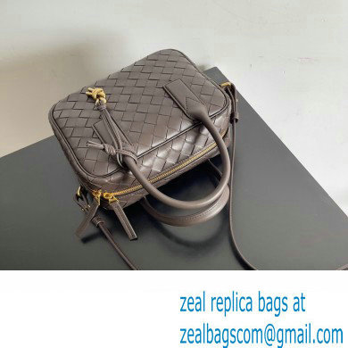 Bottega Veneta Small Getaway Intrecciato leather top handle bag with adjustable and detachable strap FONDANT 2024 - Click Image to Close