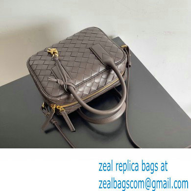 Bottega Veneta Small Getaway Intrecciato leather top handle bag with adjustable and detachable strap FONDANT 2024