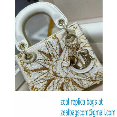 Dior Small Trunk Bag in Beige Multicolor Reve D'infini Sbalzo Leather 2024