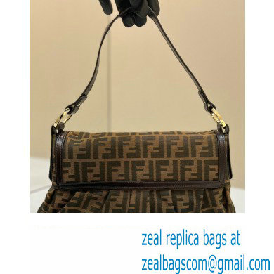 Fendi Vintage Shoulder Bag in Brown jacquard FF fabric 8333