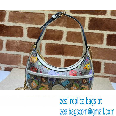 Gucci Half-moon-shaped mini bag with Interlocking G 726843 GG canvas Print - Click Image to Close