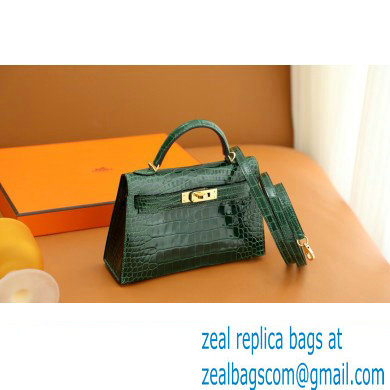 Hermes Mini Kelly II Handbag in alligator leather vert rousseau with gold hardware(handmade)