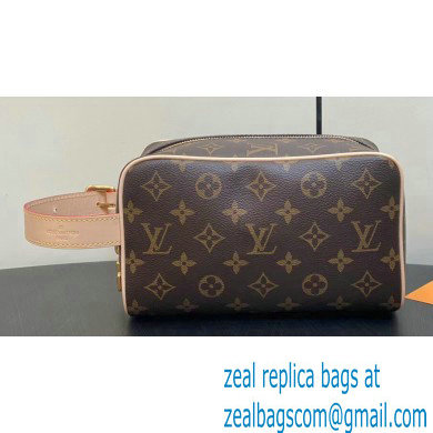 Louis Vuitton Monogram canvas Locker Dopp Kit Bag M83112 2024