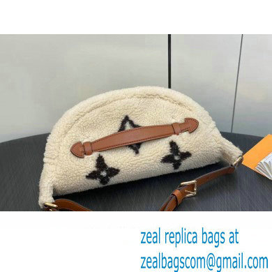 Louis Vuitton Shearling LV Ski Bumbag Bag M23715 Cream/Brown 2023