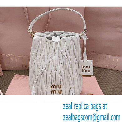 Miu Miu Matelasse nappa leather Bucket Bag 5BE084 White