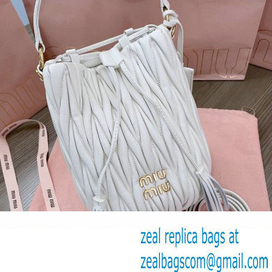 Miu Miu Matelasse nappa leather Bucket Bag 5BE084 White