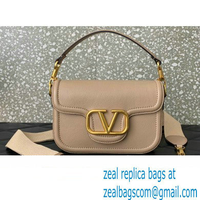 Valentino Alltime shoulder bag in grainy calfskin Nude 2024 - Click Image to Close