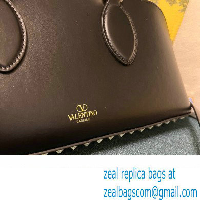 Valentino Rockstud E/W calfskin Large handbag Black/Gold 2023 - Click Image to Close