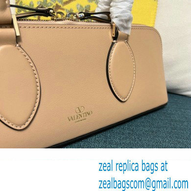 Valentino Rockstud E/W calfskin Small handbag Nude 2023 - Click Image to Close