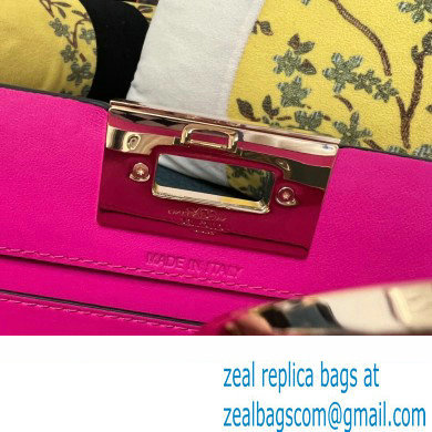 Valentino Rockstud Handbag In Calfskin Fuchsia 2024