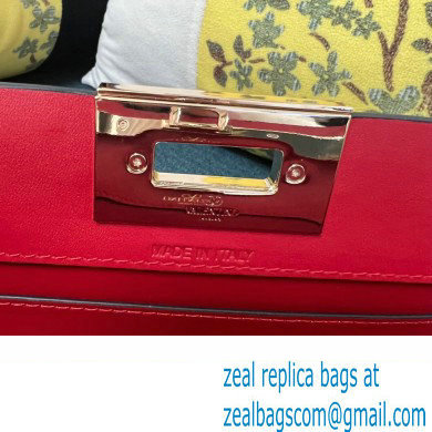 Valentino Rockstud Handbag In Calfskin Red 2024 - Click Image to Close