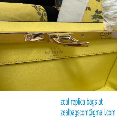 Valentino Rockstud Handbag In Calfskin Yellow 2024 - Click Image to Close