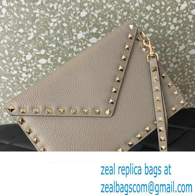 Valentino Rockstud Pouch Clutch Bag in Grainy Calfskin Gray 2024 - Click Image to Close