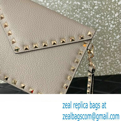 Valentino Rockstud Pouch Clutch Bag in Grainy Calfskin Gray 2024 - Click Image to Close