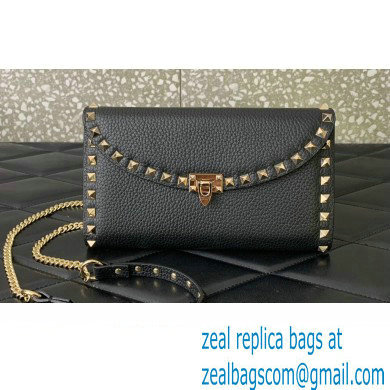 Valentino Rockstud Wallet With Chain in Grainy Calfskin Black 2024