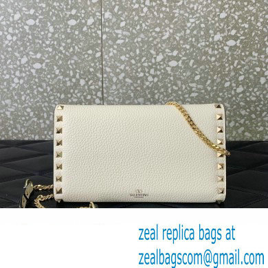 Valentino Rockstud Wallet With Chain in Grainy Calfskin White 2024