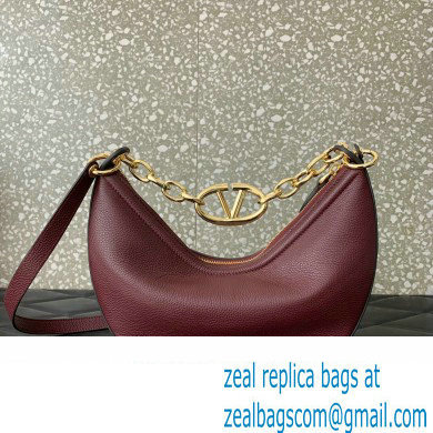 Valentino Small Vlogo Moon Hobo Bag In grainy calfskin Burgundy With Chain - Click Image to Close