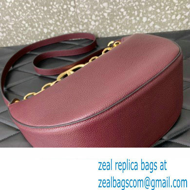 Valentino Small Vlogo Moon Hobo Bag In grainy calfskin Burgundy With Chain - Click Image to Close