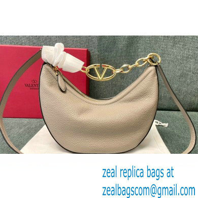 Valentino Small Vlogo Moon Hobo Bag In grainy calfskin Pale Gray With Chain - Click Image to Close