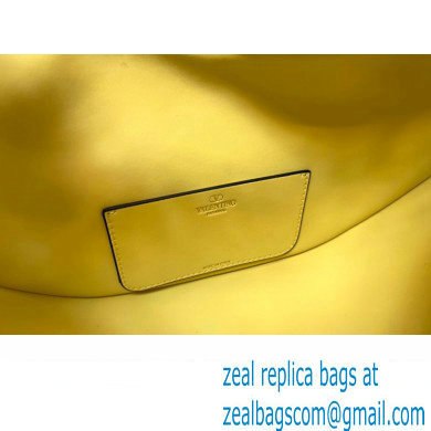 Valentino Small Vlogo Moon Hobo Bag In grainy calfskin Yellow With Chain - Click Image to Close