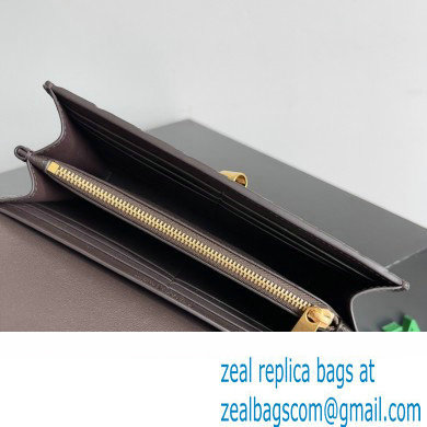 Bottega Veneta Andiamo Large Flap Wallet FONDANT with metallic knot closure 2024