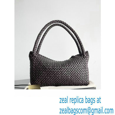 Bottega Veneta Tosca Small Intreccio leather Shoulder Bag Fondant/Gold 2024