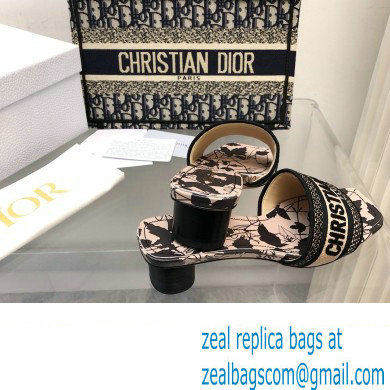 Dior Beige and Black Cotton Embroidered with Fleurs Mystiques Motif Dway Heeled Slide 2024