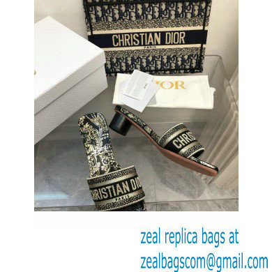 Dior Black and Gold-Tone Toile de Jouy Mexico Embroidered Cotton with Metallic Thread Dway Heeled Slide 2024