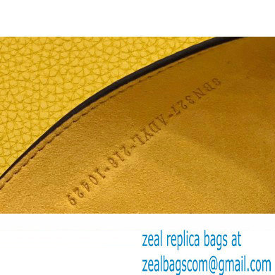 Fendi Peekaboo ISeeU Medium Bag Yellow Selleria with topstitches 2024