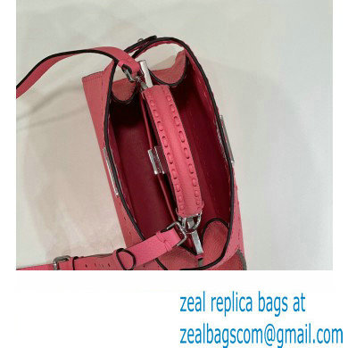 Fendi Peekaboo ISeeU Small Bag Pink Selleria with 556 hand-sewn stitches 2024
