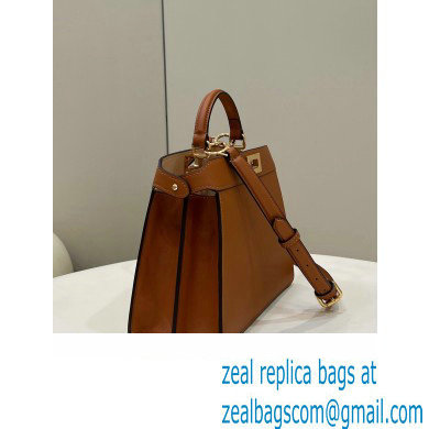 Fendi Peekaboo ISeeU Small Bag in nappa Leather Brown 2024