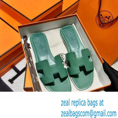 Hermes Oran Flat slippers in epsom leather vert lierre