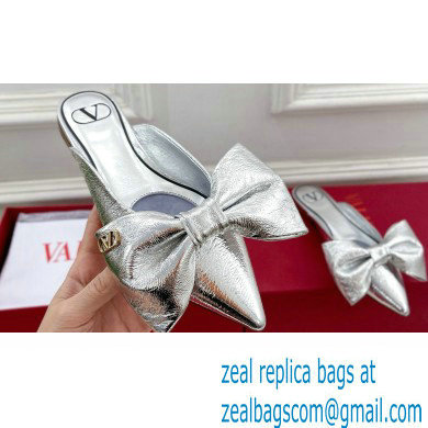 Valentino Un Chateau Bow Flat Mules Metallic Silver 2024
