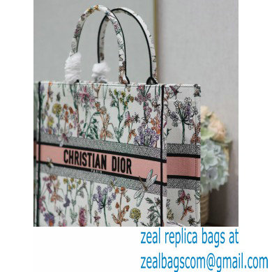 Dior LARGE Book Tote Bag in white Multicolor Dior Herbarium Embroidery 2024