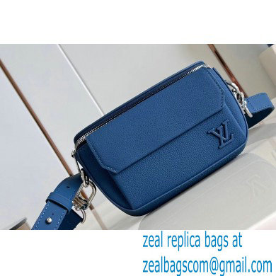 Louis Vuitton Cowhide leather Pilot Wearable Wallet Bag Blue 2024