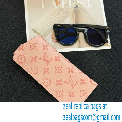 Louis Vuitton Woody Sunglasses Case 01 2024